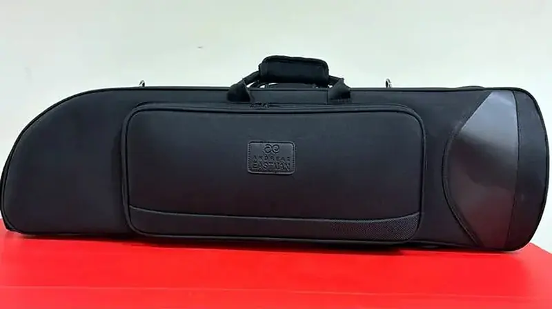 ארגז לטרומבון בס EASTMAN